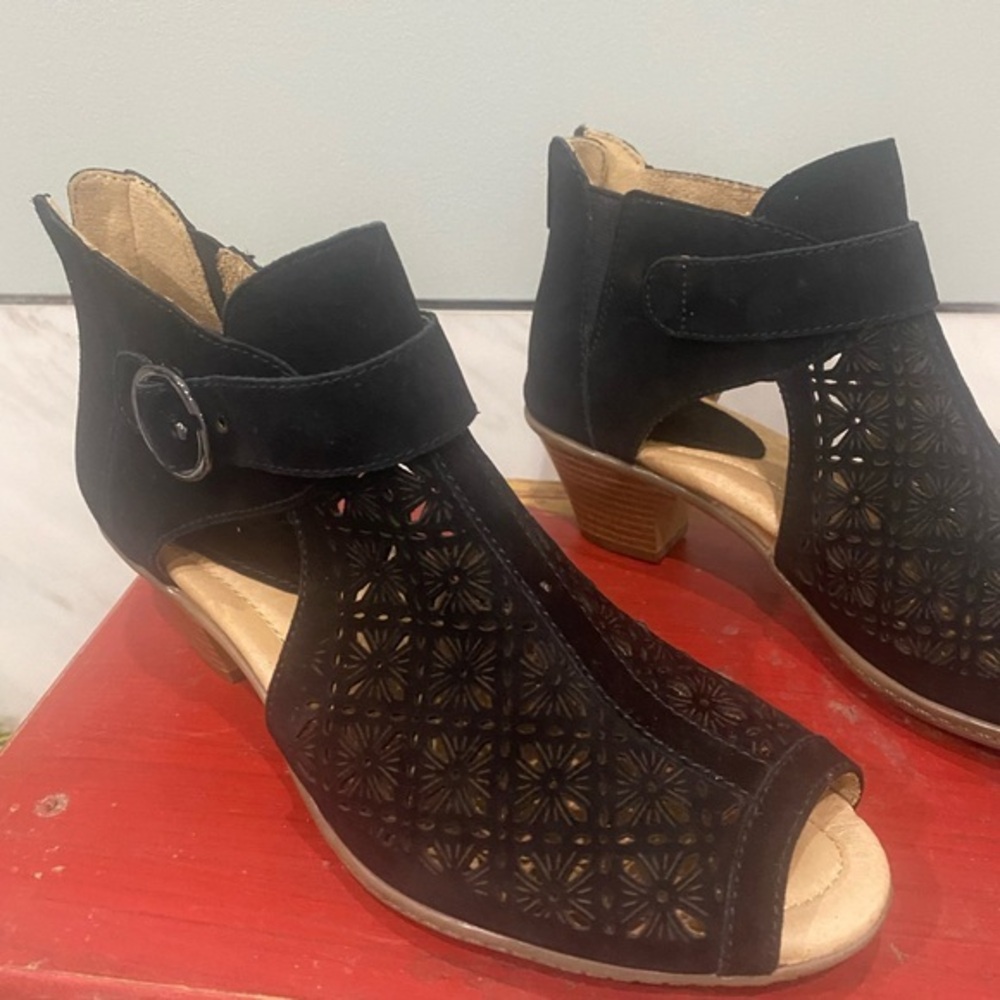 Earth Women's Black Suede Kelsey Peep Toe Booties Silver Buckle